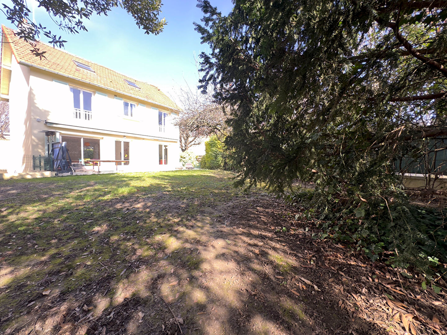 Maison SAINT MAUR DES FOSSES (94100) 9 pièces 215.00 m²