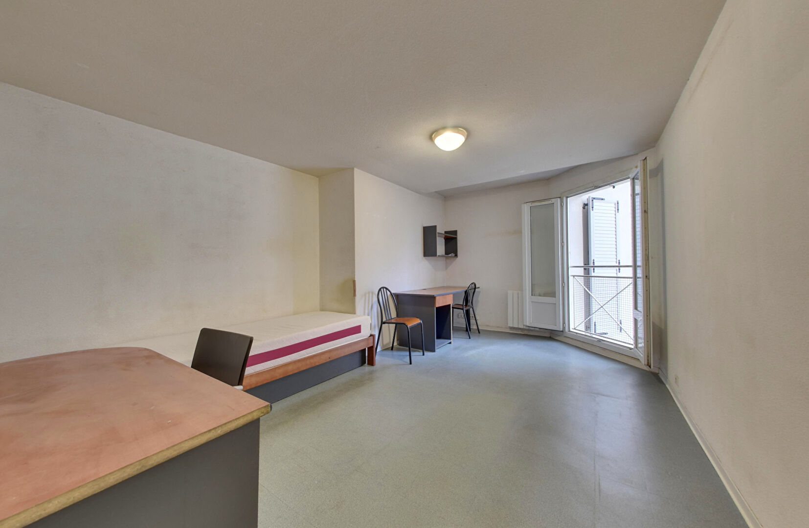 Appartement PARIS (75011) 1 pi&egrave;ce 22.94 m&sup2;
