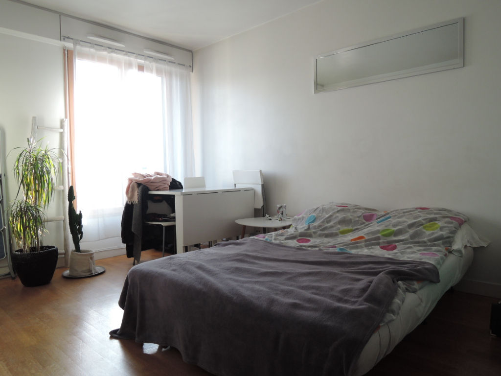 Appartement Nogent Sur Marne (94130) 1 pi&egrave;ce 25.00 m&sup2;