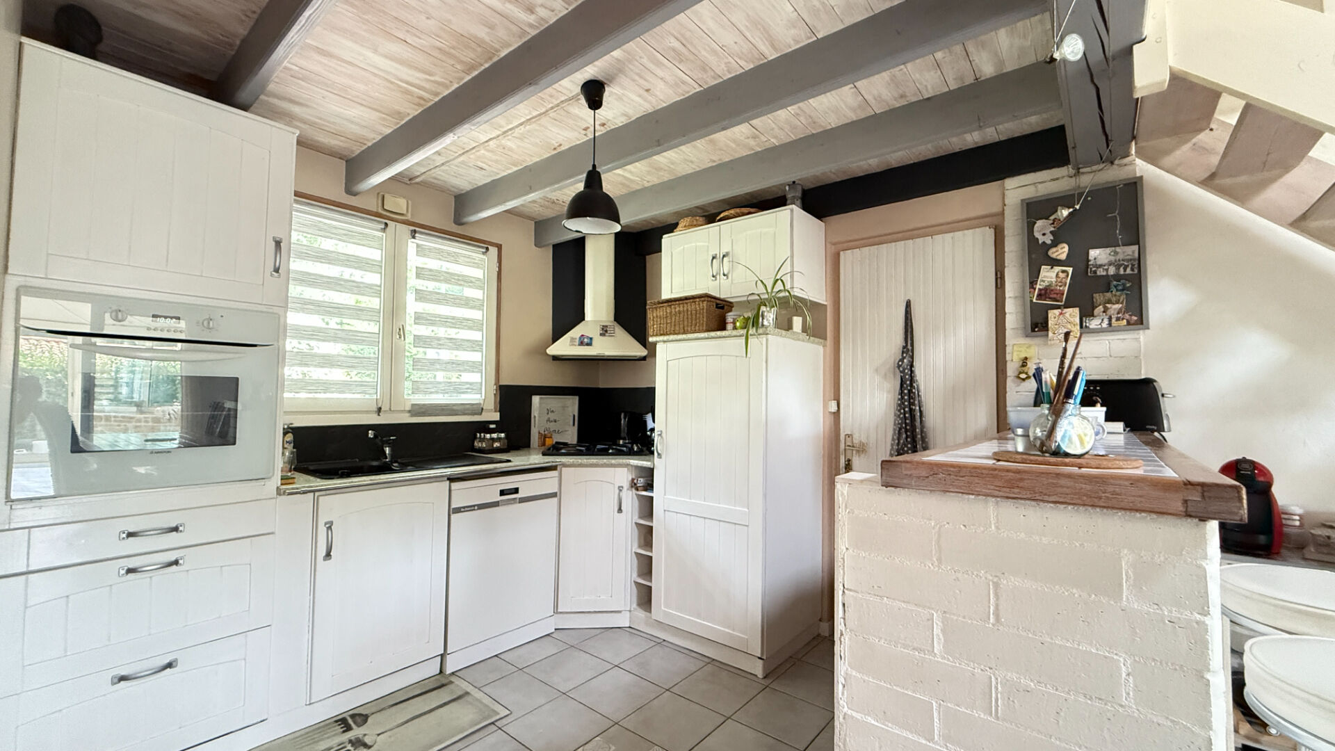 Maison LA ROCHE SUR YON (85000) 7 pièces 131.00 m²