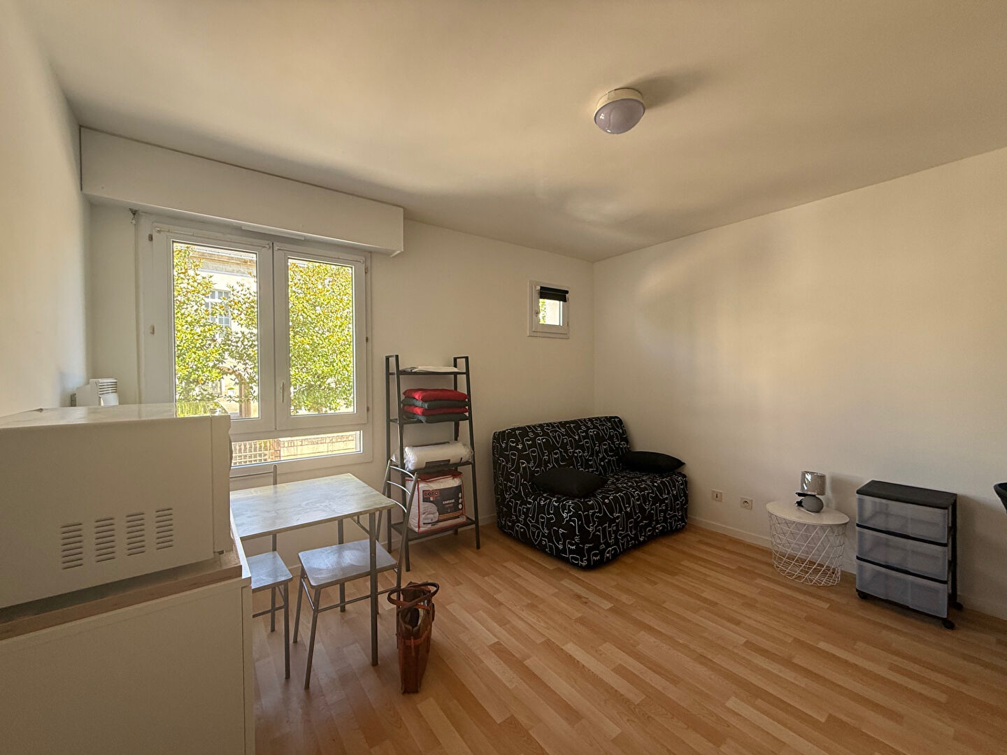 Appartement LA ROCHE SUR YON (85000) 1 pièce 19.07 m²
