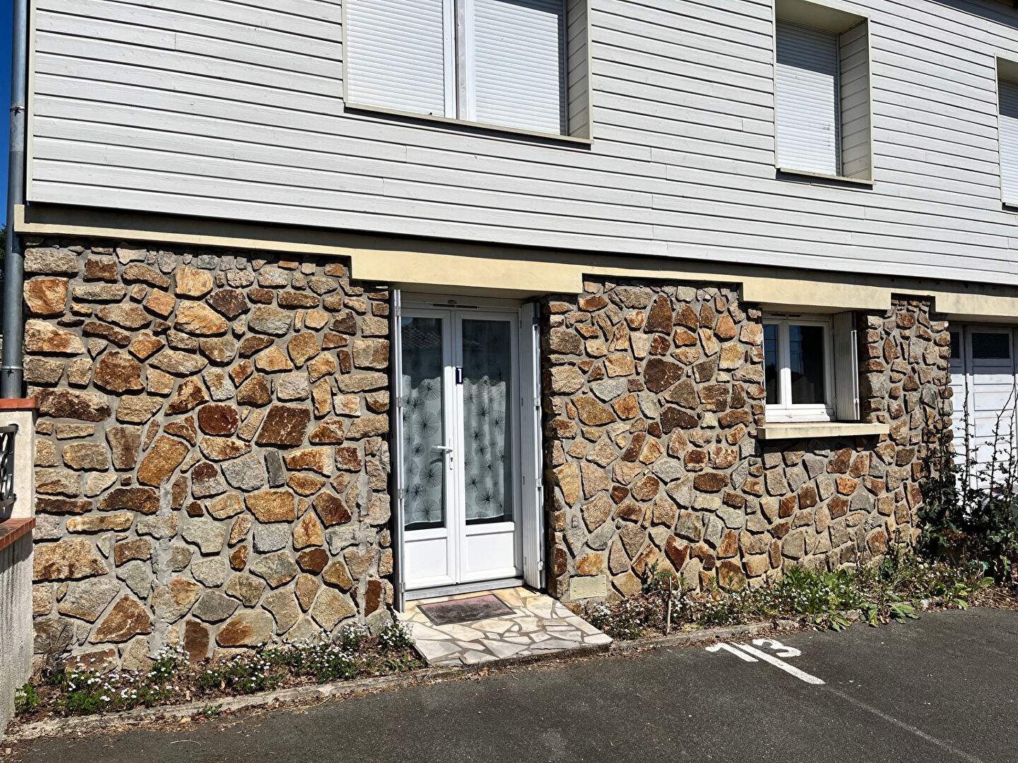 Appartement LA ROCHE SUR YON (85000) 1 pi&egrave;ce 15.14 m&sup2;