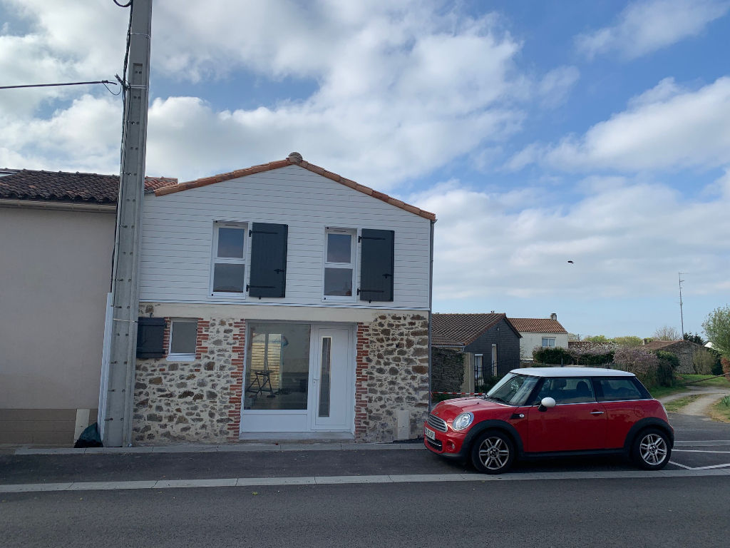 Maison LA ROCHE SUR YON (85000) 4 pièces 94.67 m²