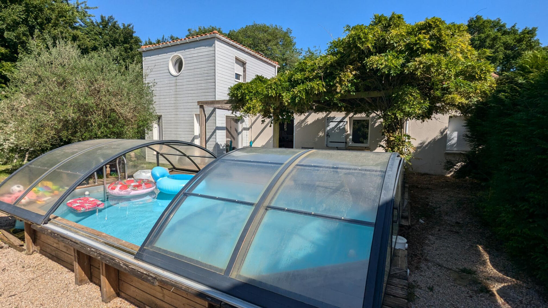 Maison LA ROCHE SUR YON (85000) 8 pièces 155.00 m²