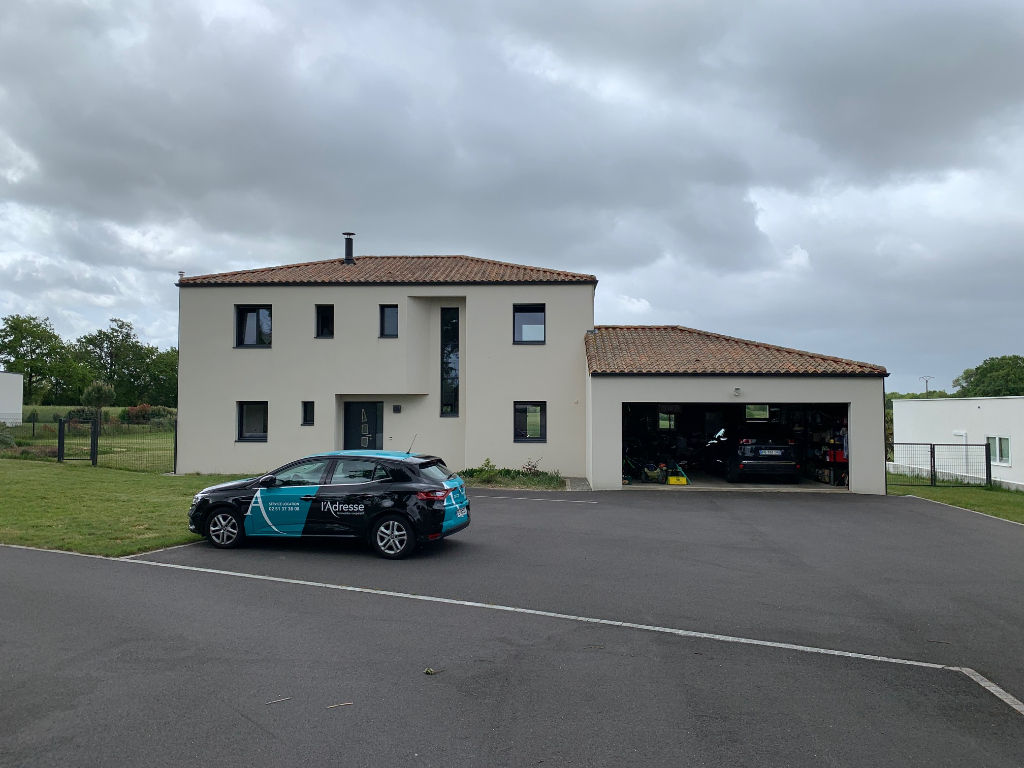 Maison DOMPIERRE SUR YON (85170) 6 pi&egrave;ces 179.33 m&sup2;