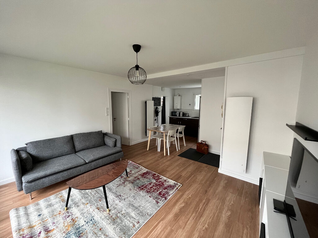 Appartement LA ROCHE SUR YON (85000) 4 pièces 68.17 m²