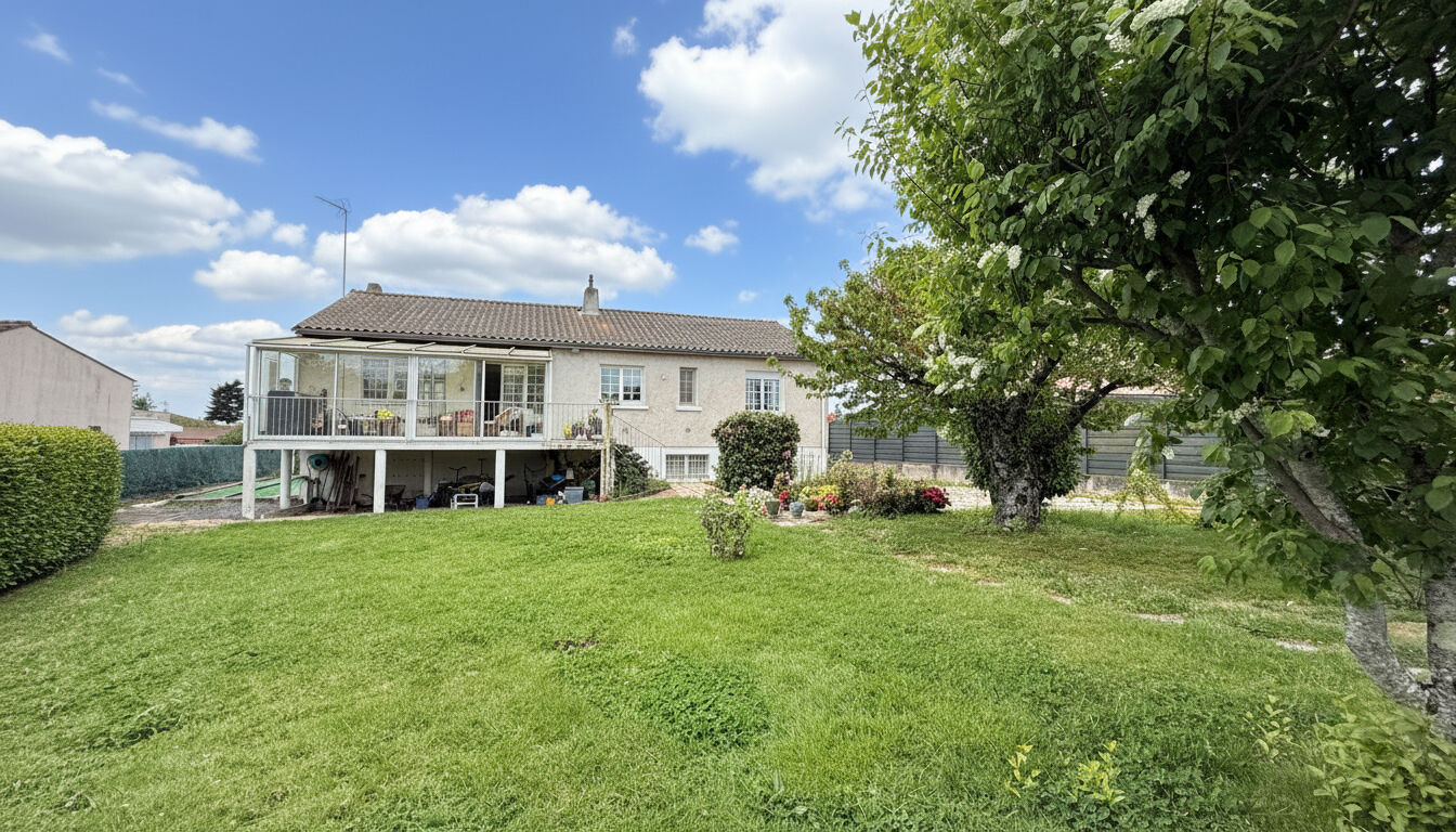 Maison LA ROCHE SUR YON (85000) 5 pi&egrave;ces 114.50 m&sup2;