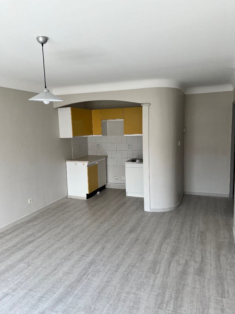 Appartement LA ROCHE SUR YON (85000) 2 pi&egrave;ces 48.50 m&sup2;