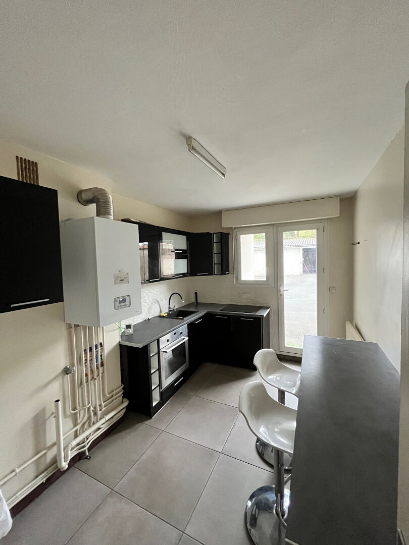 Appartement LA ROCHE SUR YON (85000) 4 pièces 81.58 m²