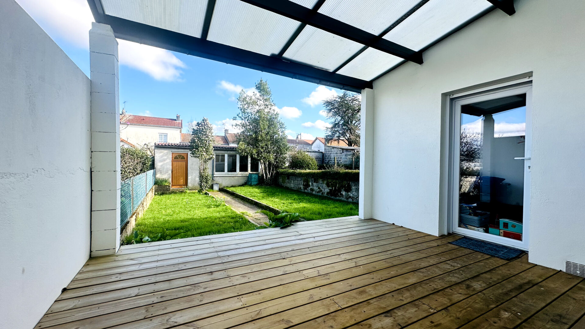 Maison LA ROCHE SUR YON (85000) 5 pi&egrave;ces 81.00 m&sup2;