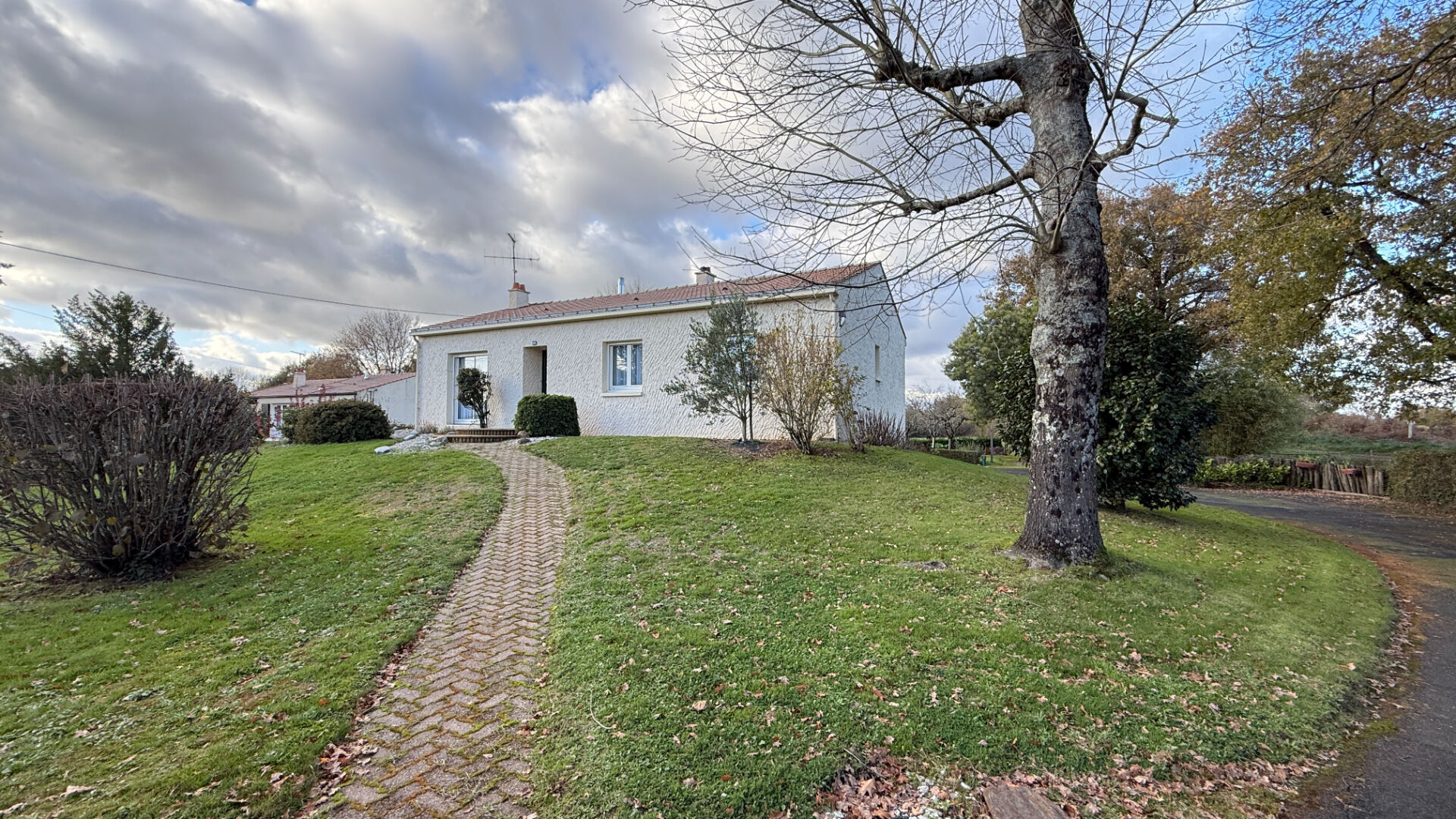 Maison RIVES DE L YON (85310) 6 pièces 113.00 m²