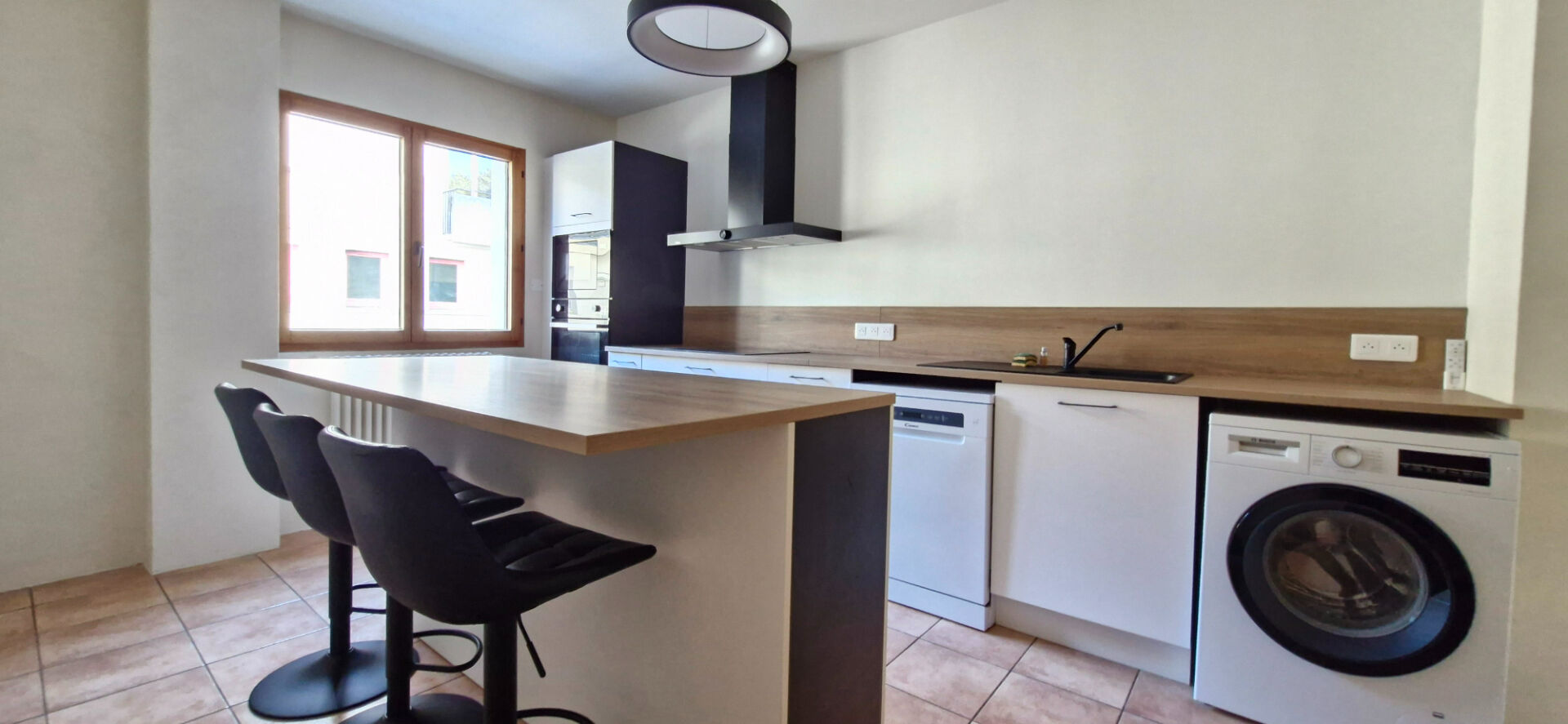 Appartement LA ROCHE SUR YON (85000) 4 pi&egrave;ces 120.47 m&sup2;