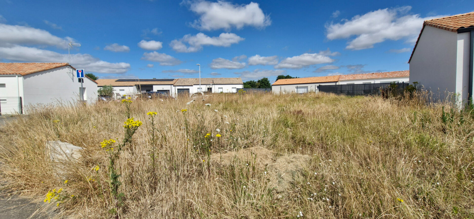 Terrain LA ROCHE SUR YON (85000) 425.00 m²