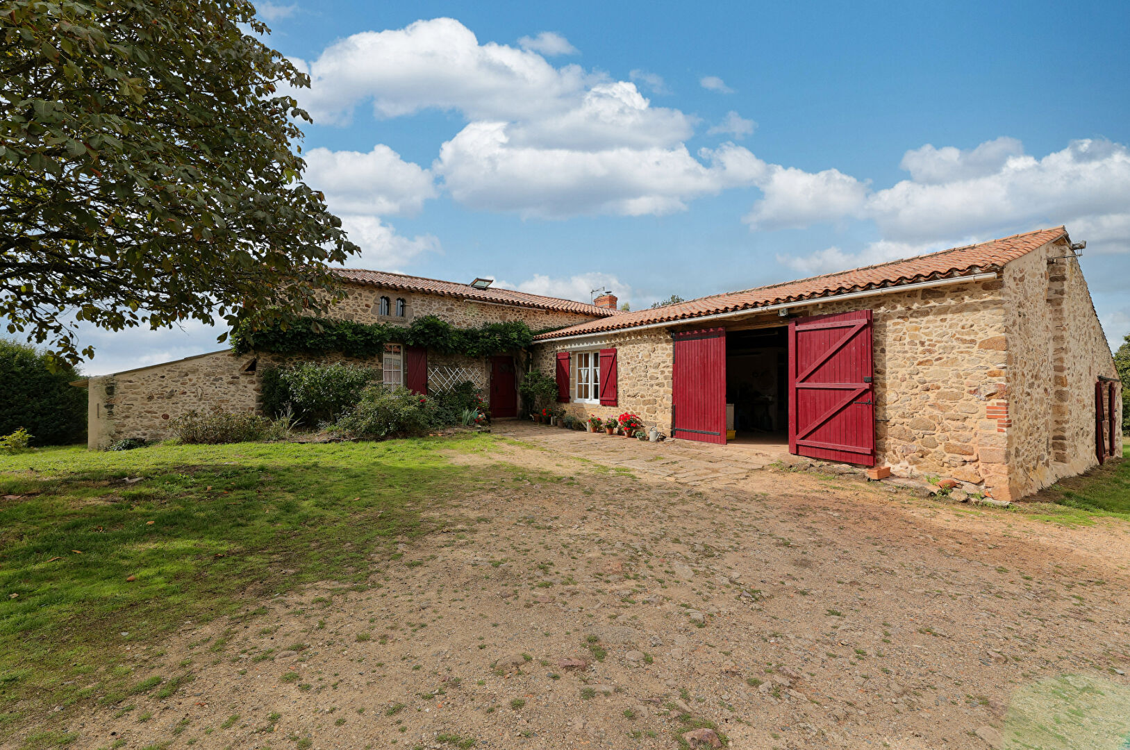 Maison SAINT FLORENT DES BOIS (85310) 6 pièces 170.00 m²