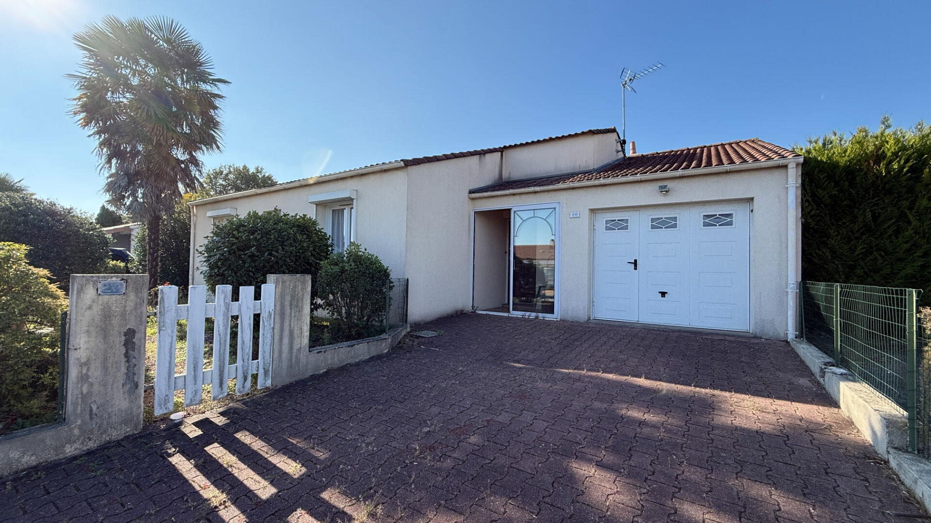 Maison LA ROCHE SUR YON (85000) 5 pi&egrave;ces 102.00 m&sup2;