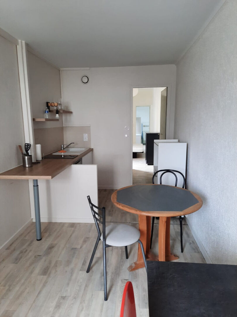 Appartement LA ROCHE SUR YON (85000) 2 pièces 30.59 m²