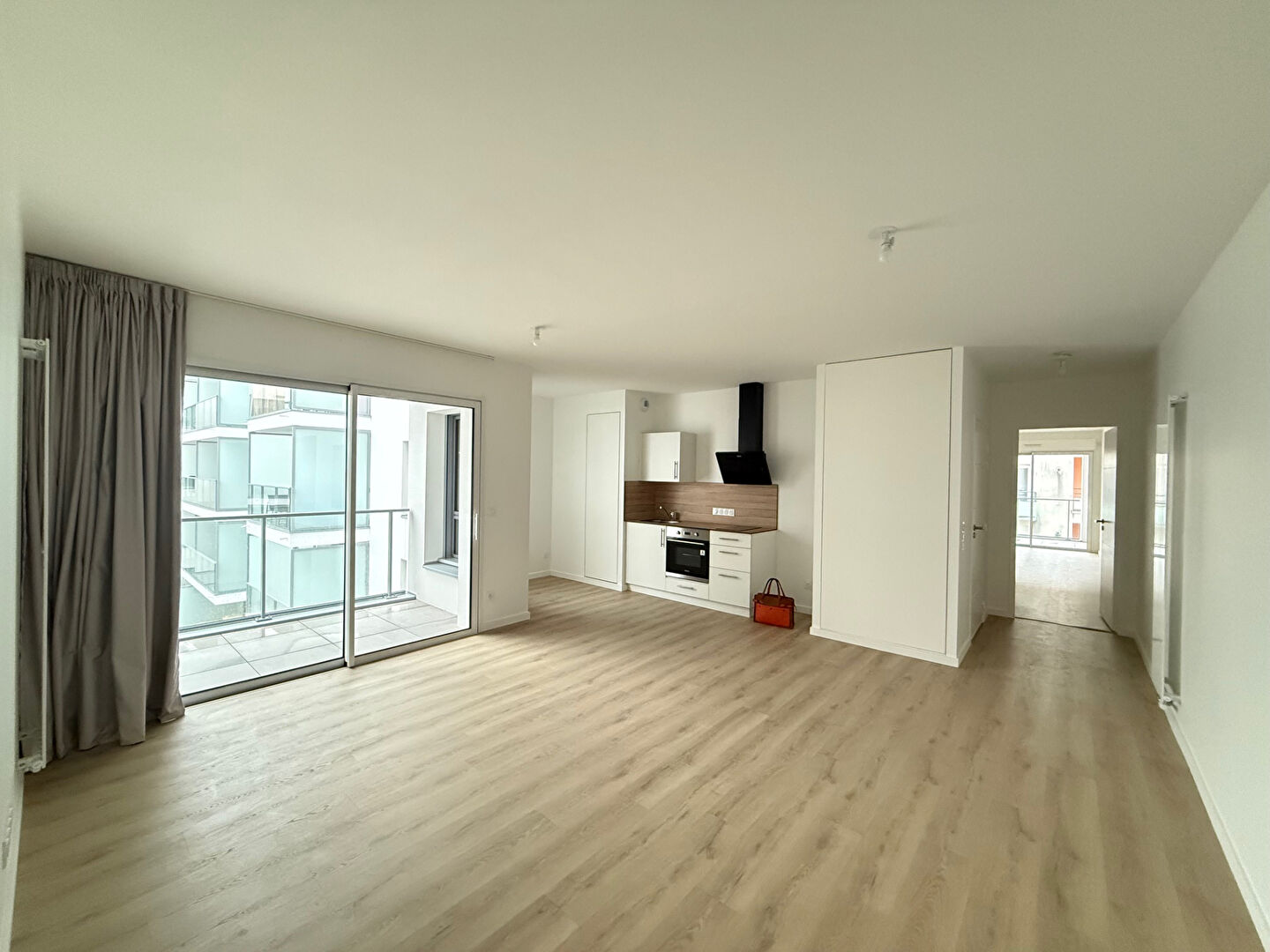 Appartement LA ROCHE SUR YON (85000) 2 pi&egrave;ces 59.50 m&sup2;