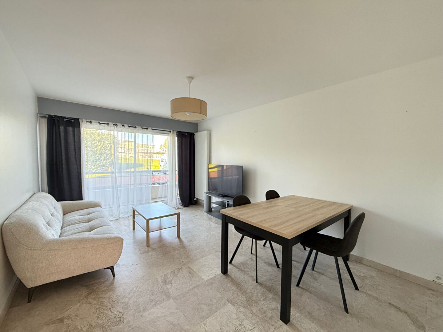 Appartement LA ROCHE SUR YON (85000) 3 pi&egrave;ces 69.40 m&sup2;