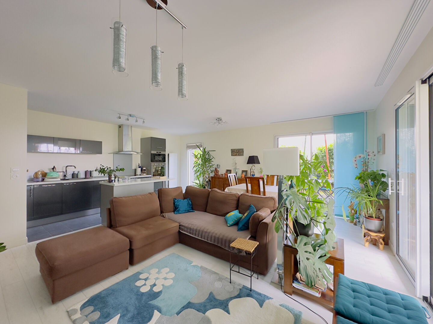 Appartement LA ROCHE SUR YON (85000) 3 pi&egrave;ces 77.00 m&sup2;