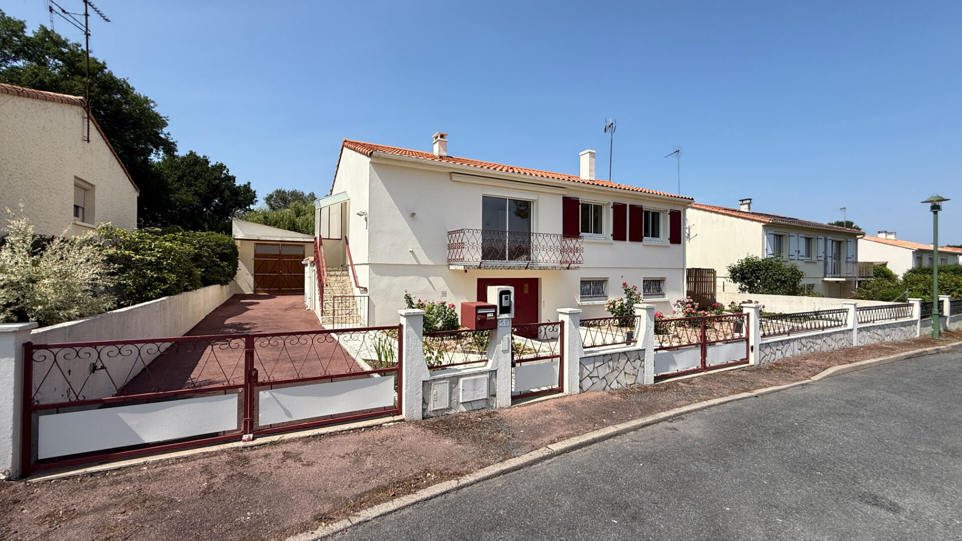 Maison LA CHAIZE LE VICOMTE (85310) 7 pièces 138.00 m²