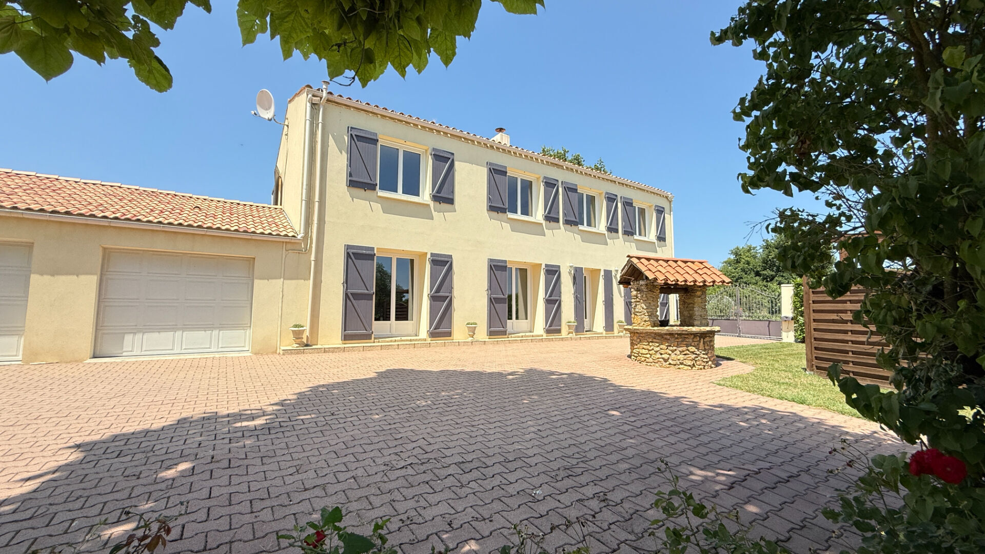Maison RIVES DE L YON (85310) 7 pièces 140.00 m²