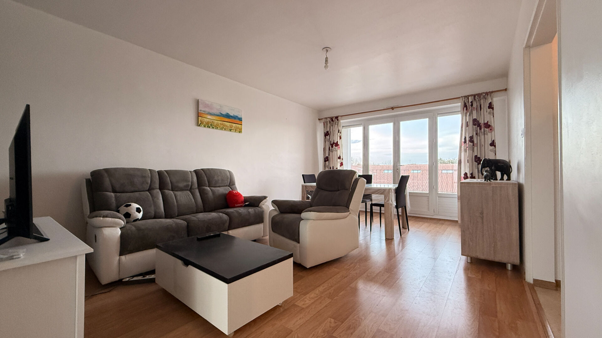 Appartement LA ROCHE SUR YON (85000) 3 pi&egrave;ces 63.50 m&sup2;