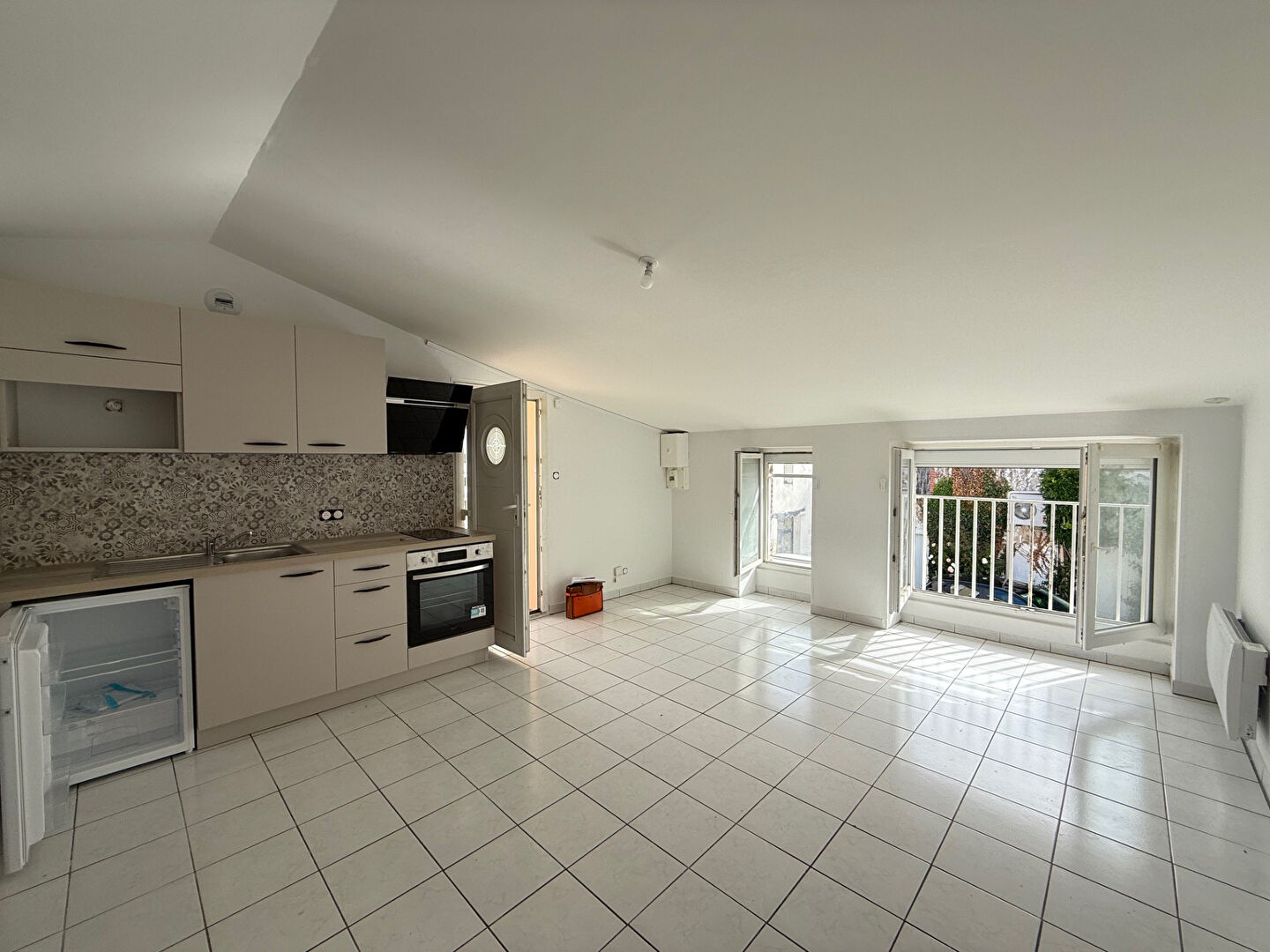 Appartement LA ROCHE SUR YON (85000) 1 pièce 37.47 m²