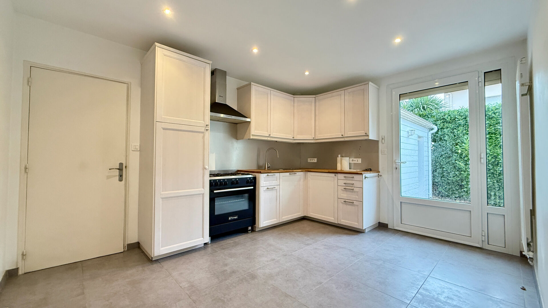 Maison LA ROCHE SUR YON (85000) 5 pi&egrave;ces 110.00 m&sup2;