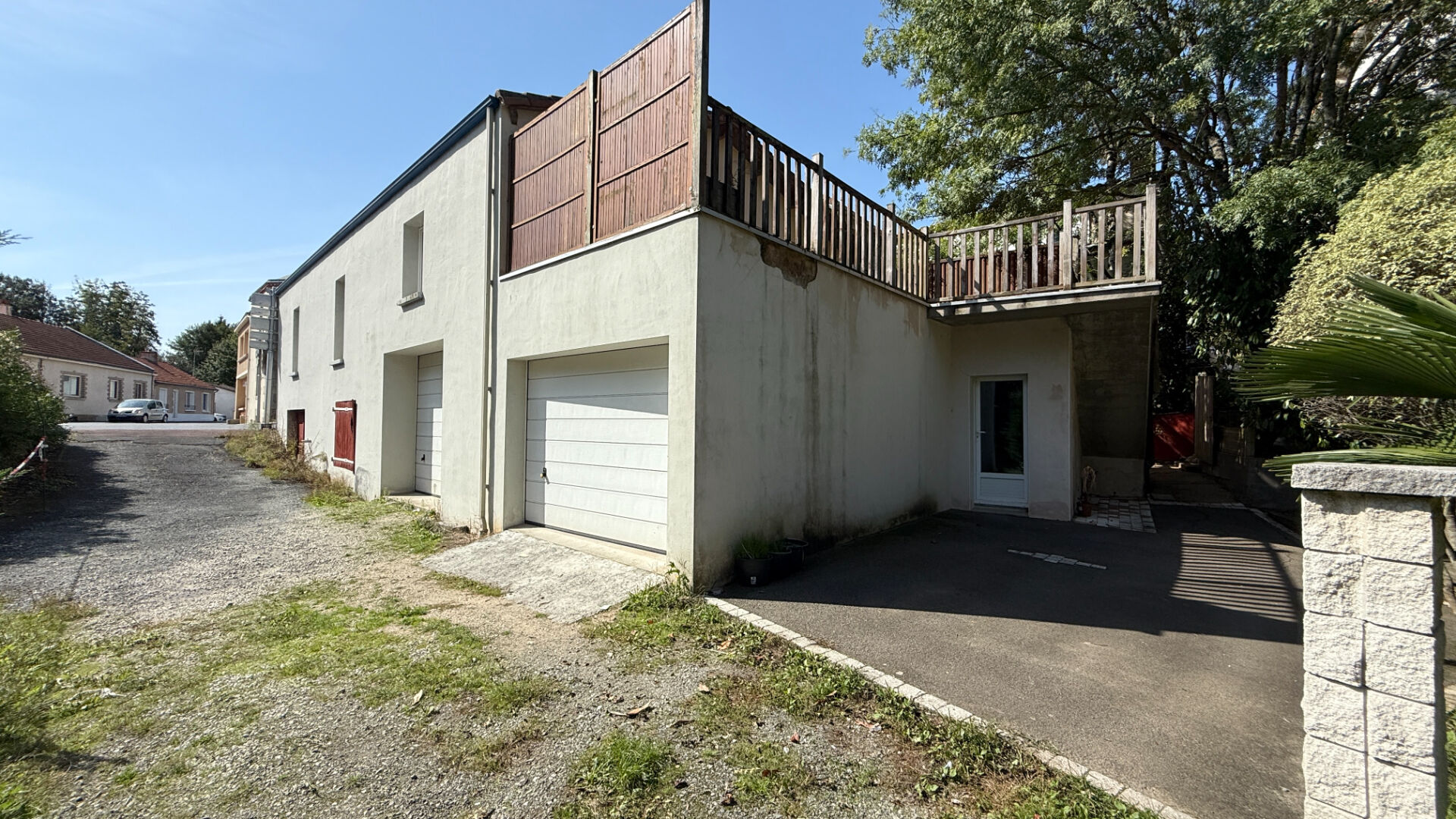 Maison de village DOMPIERRE SUR YON (85170) 7 pièces 170.00 m²