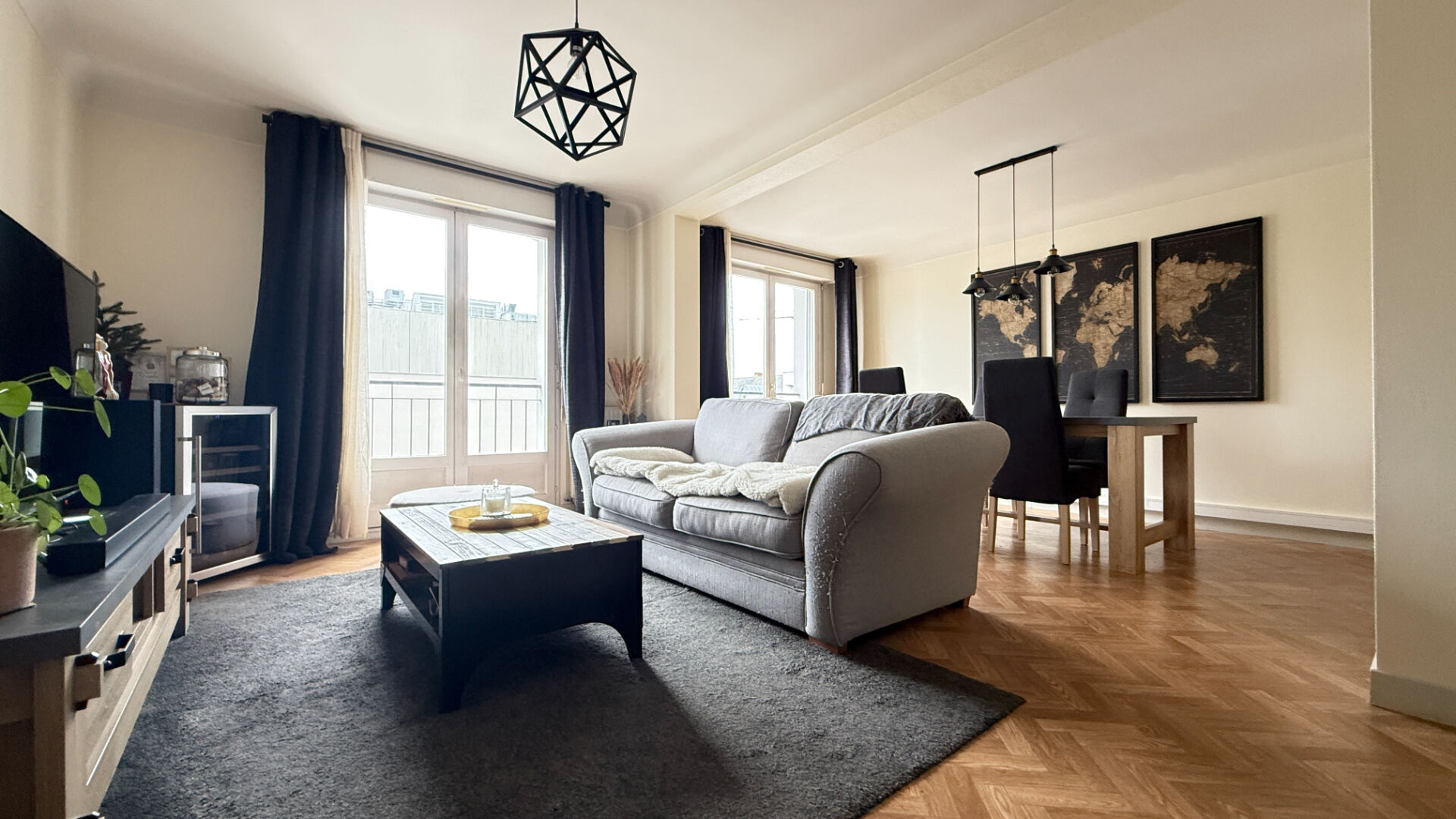 Appartement LA ROCHE SUR YON (85000) 3 pièces 73.27 m²