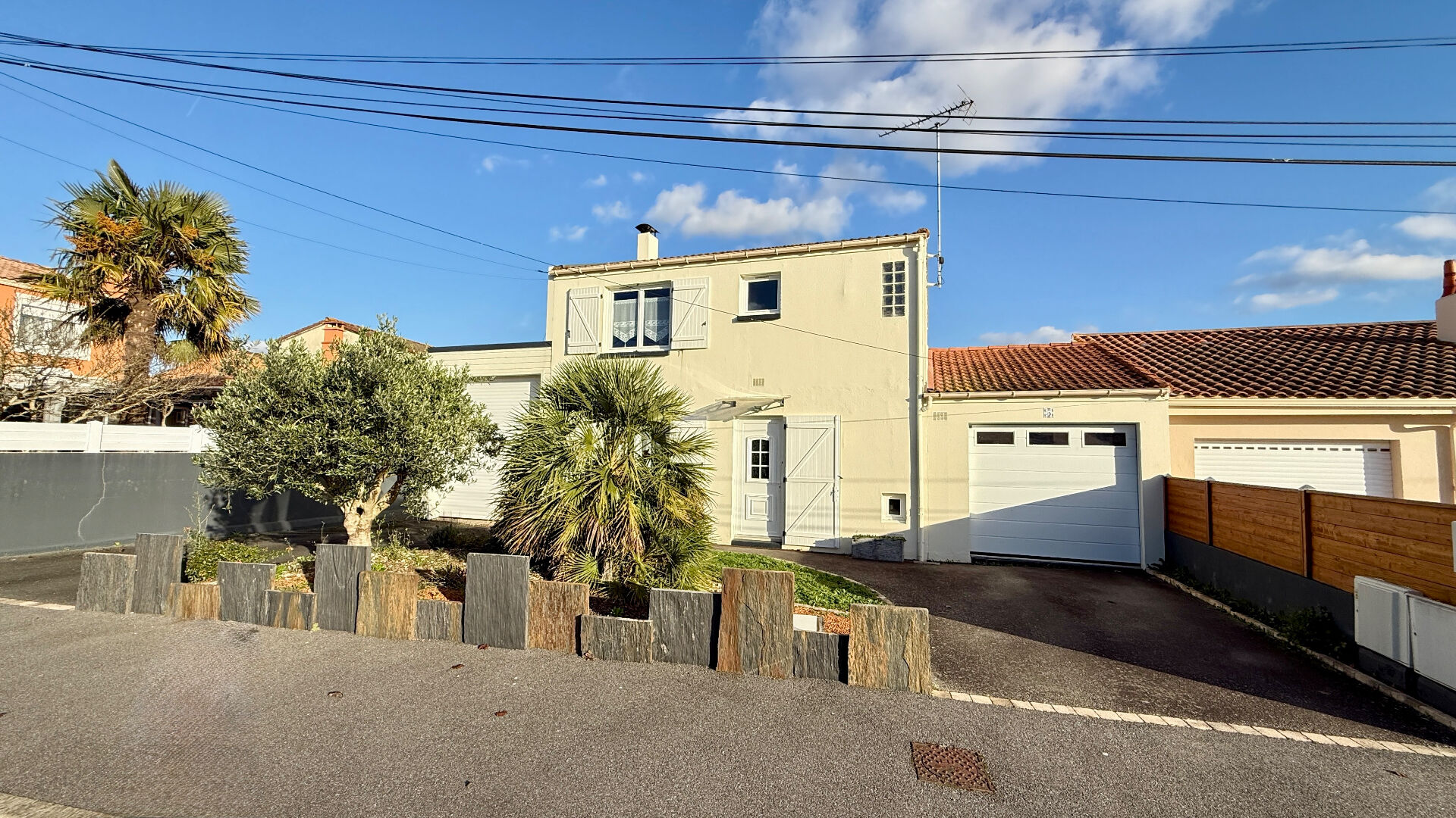 Maison LA ROCHE SUR YON (85000) 5 pièces 89.40 m²