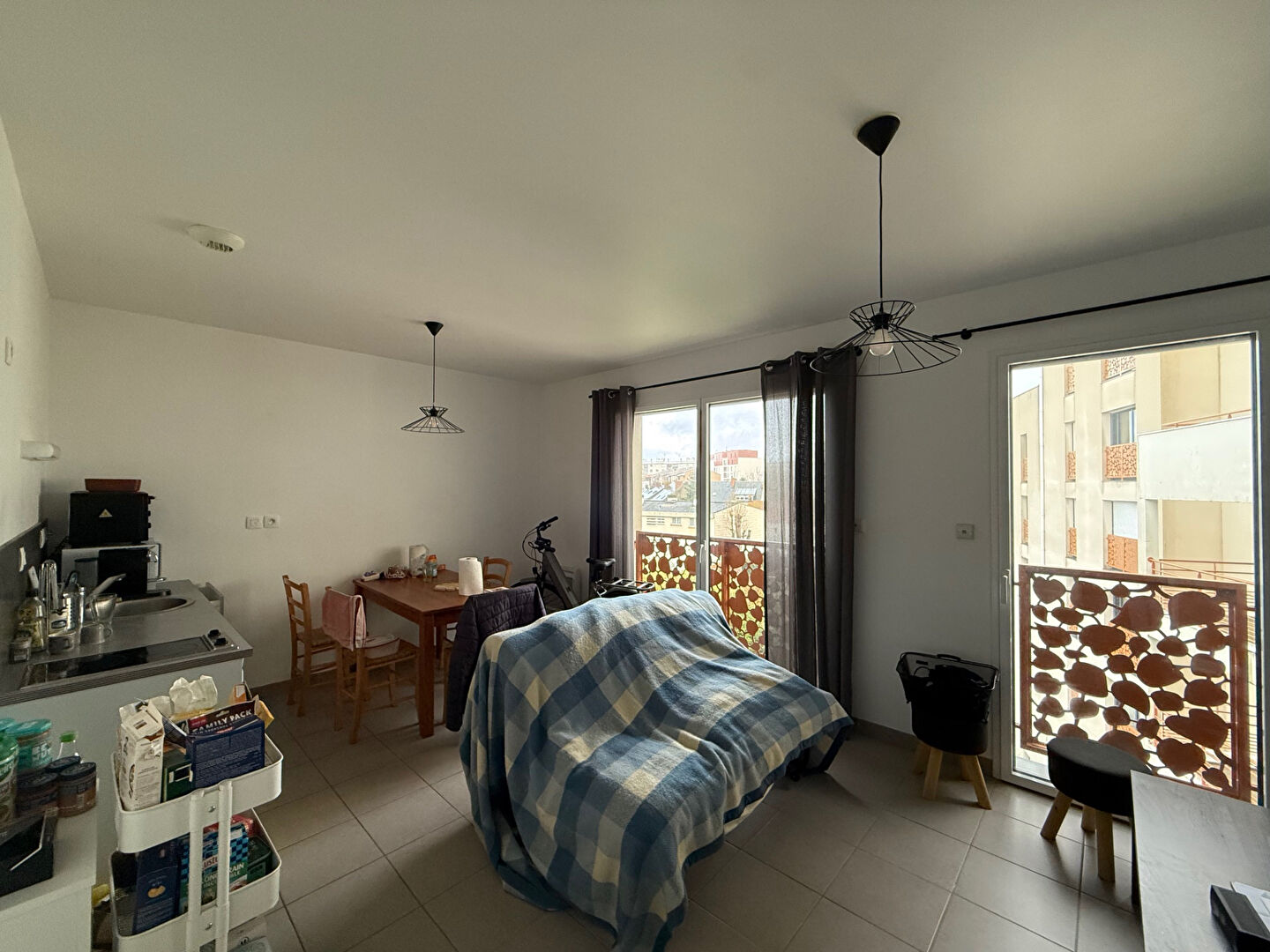 Appartement LA ROCHE SUR YON (85000) 1 pièce 37.80 m²