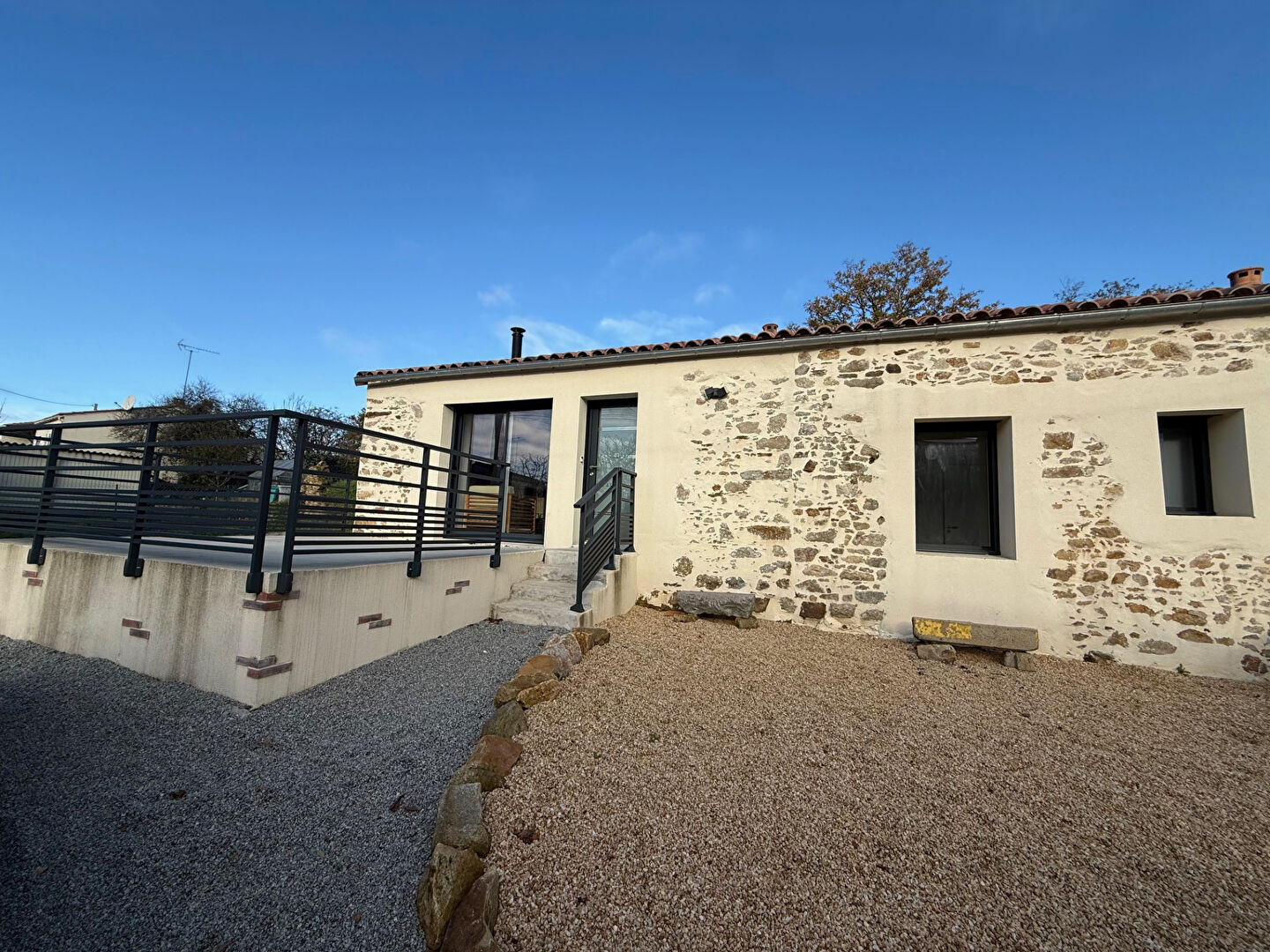 Maison LA ROCHE SUR YON (85000) 3 pièces 56.56 m²