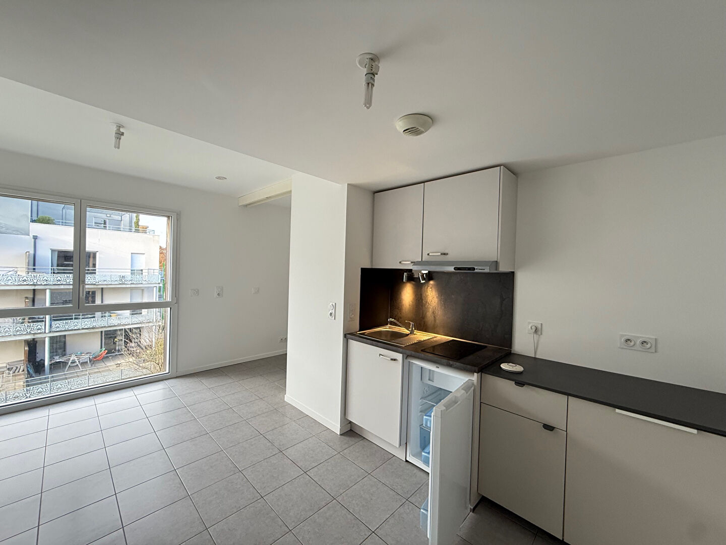 Appartement LA ROCHE SUR YON (85000) 1 pièce 28.96 m²
