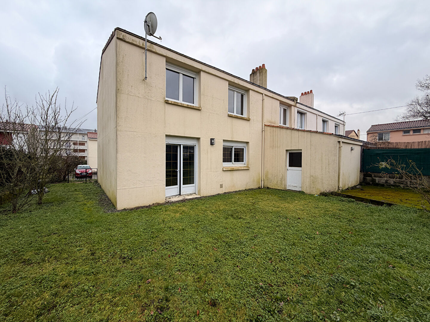 Maison LA ROCHE SUR YON (85000) 7 pi&egrave;ces 118.00 m&sup2;