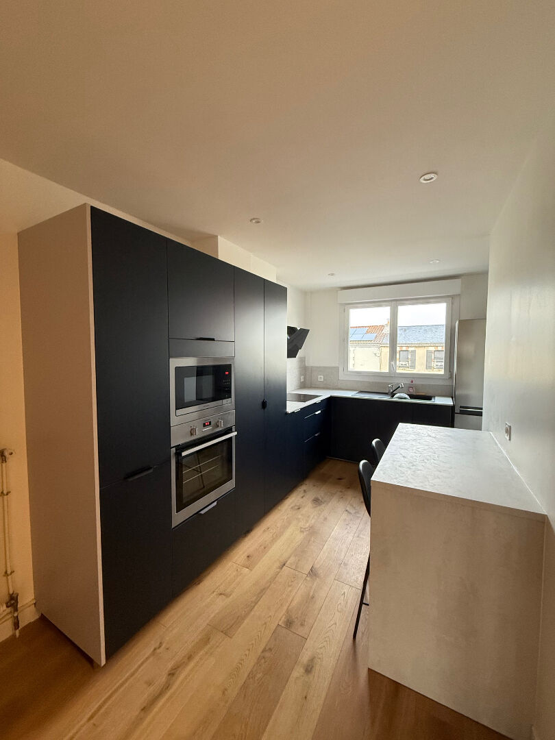 Appartement LA ROCHE SUR YON (85000) 3 pi&egrave;ces 65.24 m&sup2;