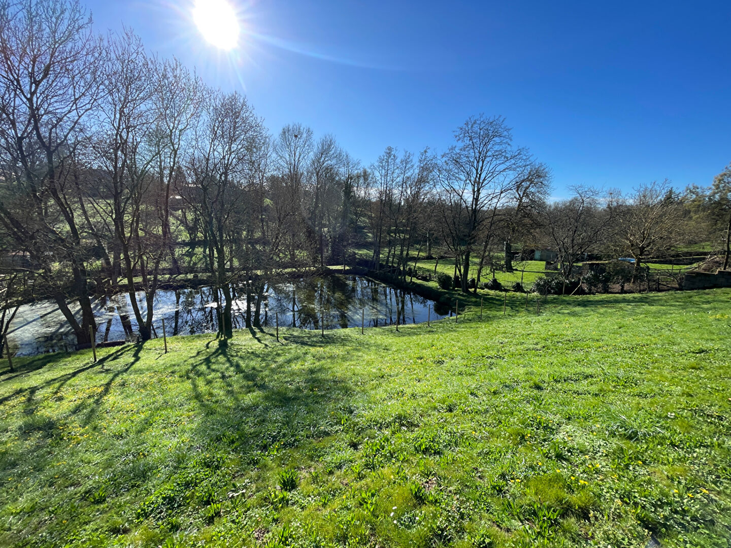 Vente terrain, 1000.00m², Thorigny · 55 700 €