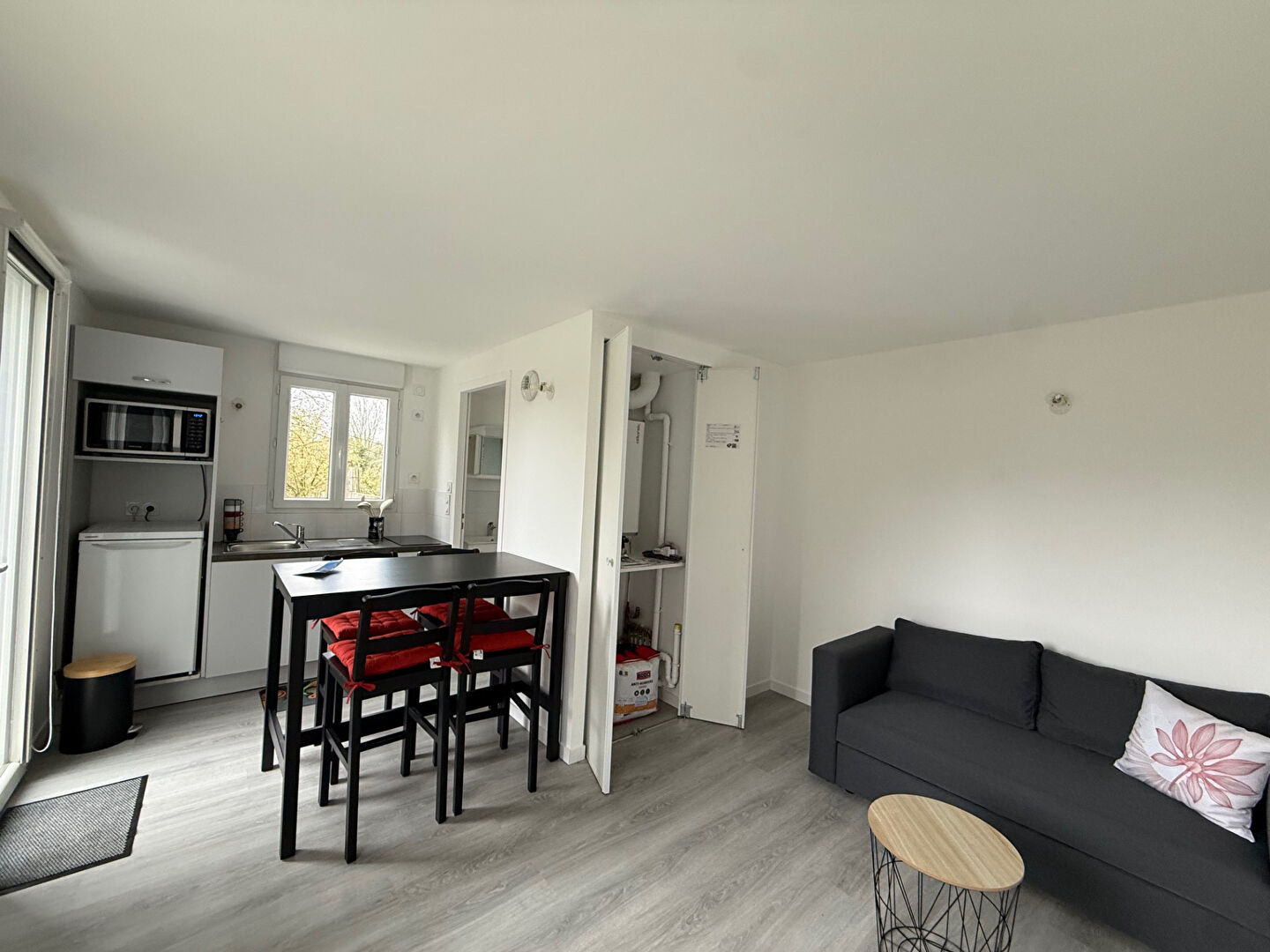 Appartement LA ROCHE SUR YON (85000) 1 pi&egrave;ce 17.75 m&sup2;