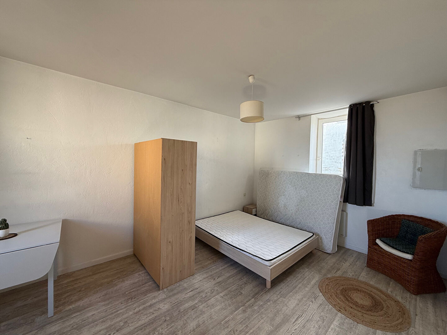 Appartement LA ROCHE SUR YON (85000) 1 pi&egrave;ce 24.47 m&sup2;