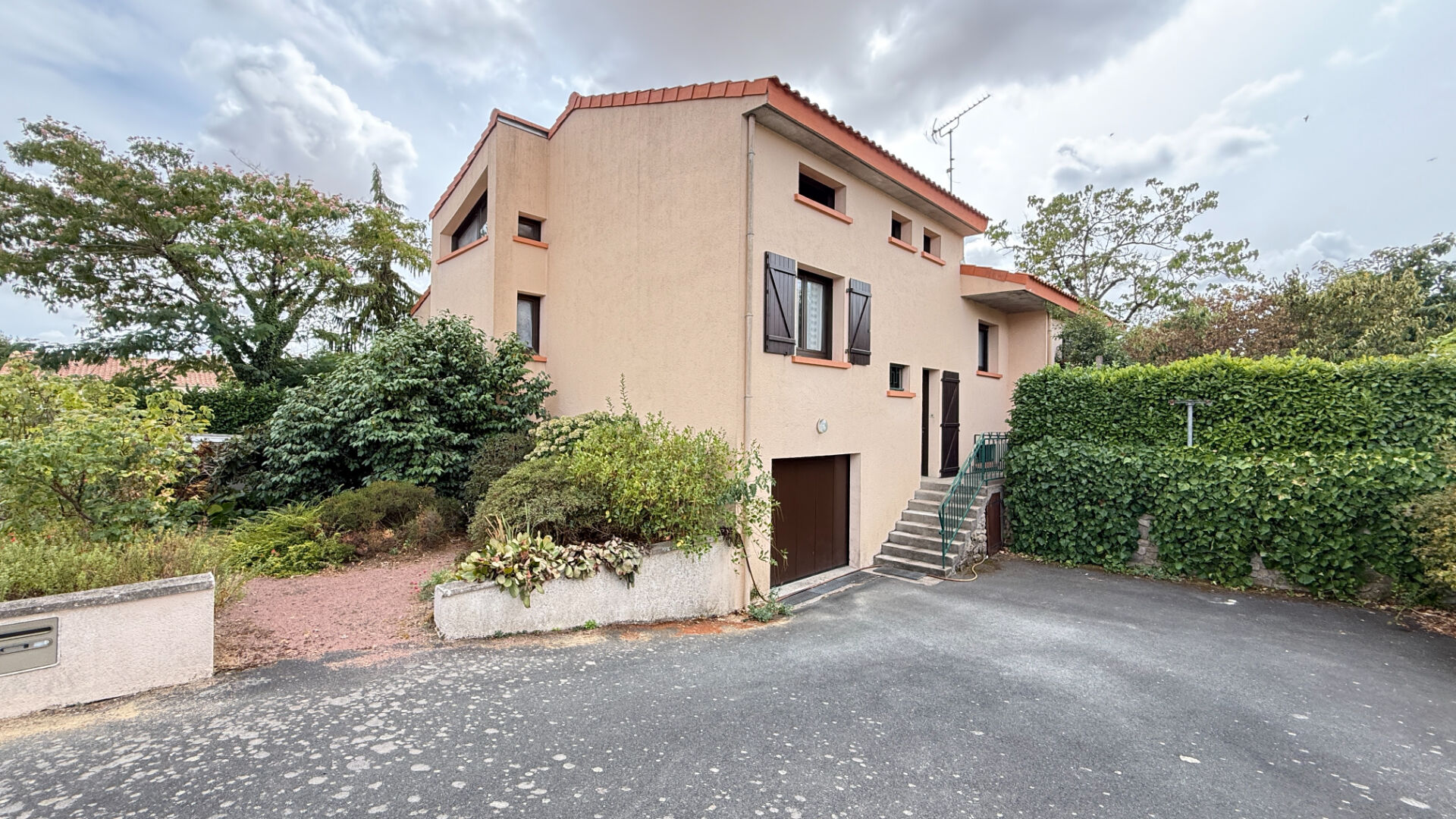 Maison LA CHAIZE LE VICOMTE (85310) 6 pi&egrave;ces 128.00 m&sup2;