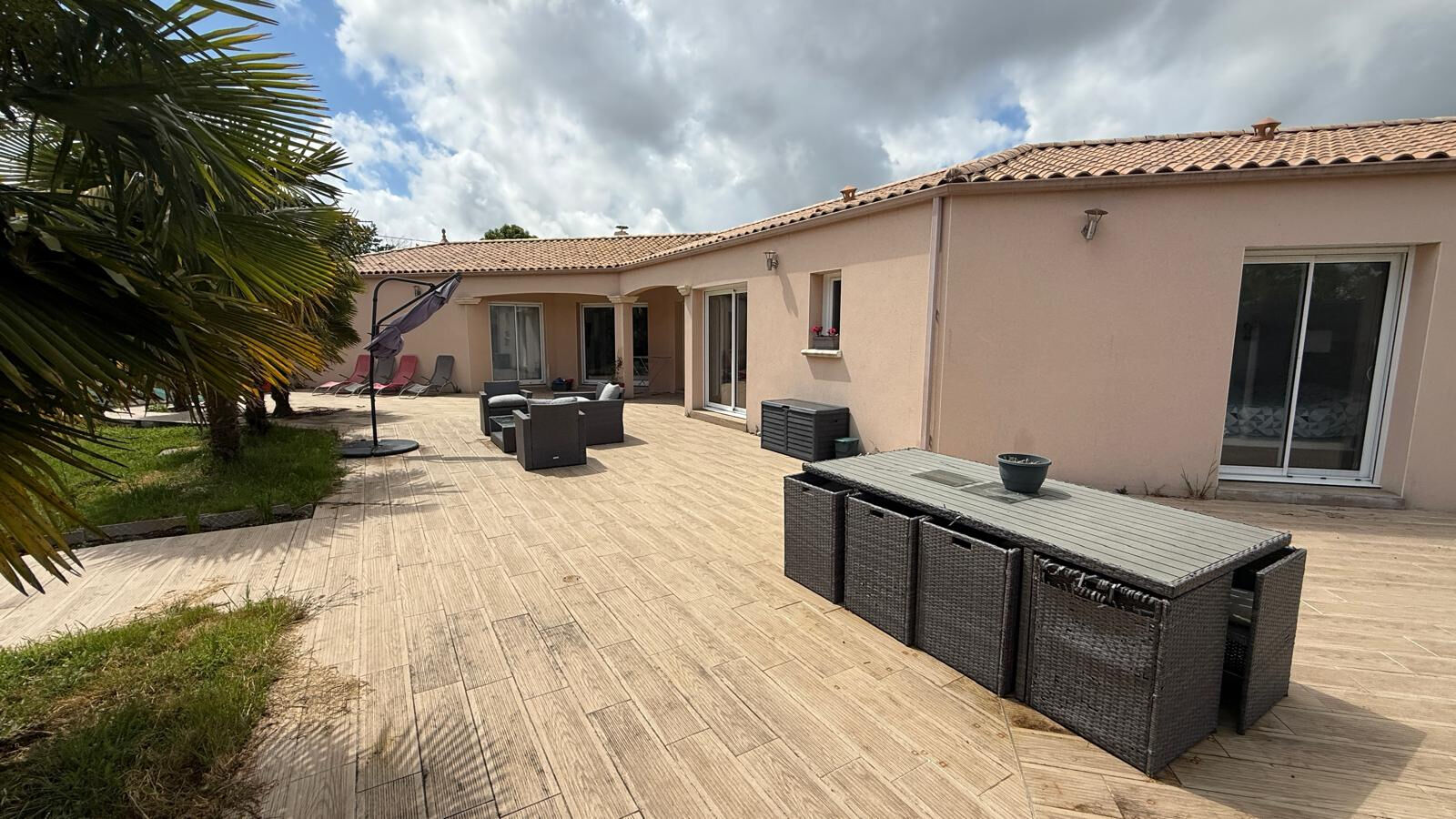 Maison CHATEAU GUIBERT (85320) 7 pi&egrave;ces 148.00 m&sup2;