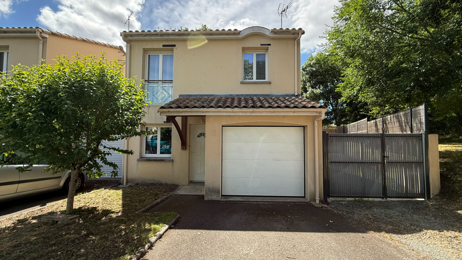 Maison LA ROCHE SUR YON (85000) 5 pi&egrave;ces 83.00 m&sup2;