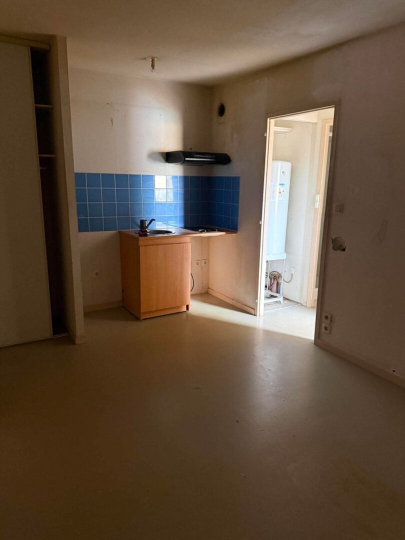 Appartement LA ROCHE SUR YON (85000) 2 pi&egrave;ces 27.04 m&sup2;