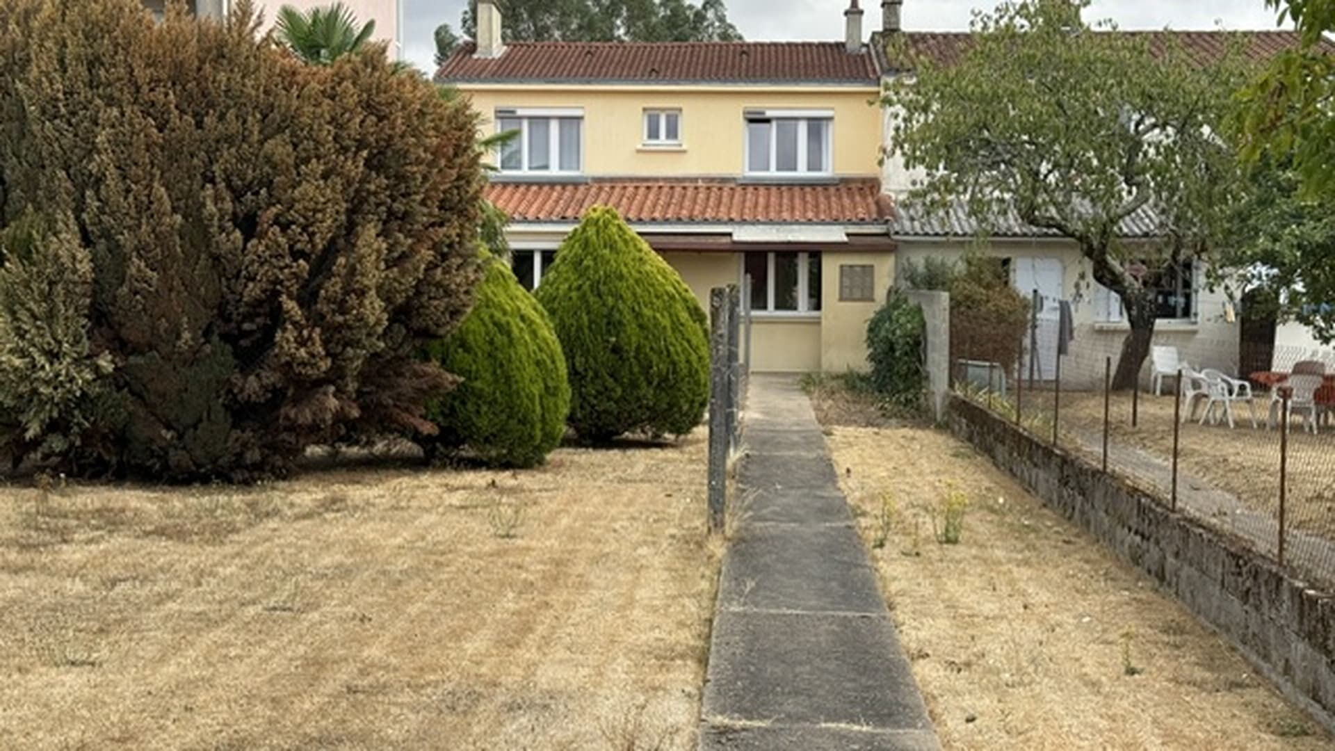Maison LA ROCHE SUR YON (85000) 6 pi&egrave;ces 122.00 m&sup2;