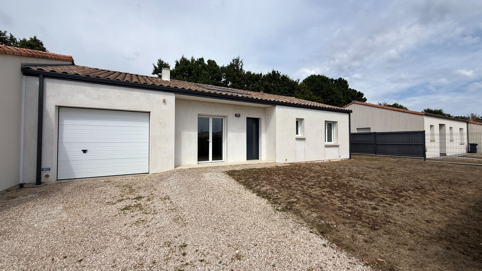 Maison LA ROCHE SUR YON (85000) 5 pi&egrave;ces 90.00 m&sup2;