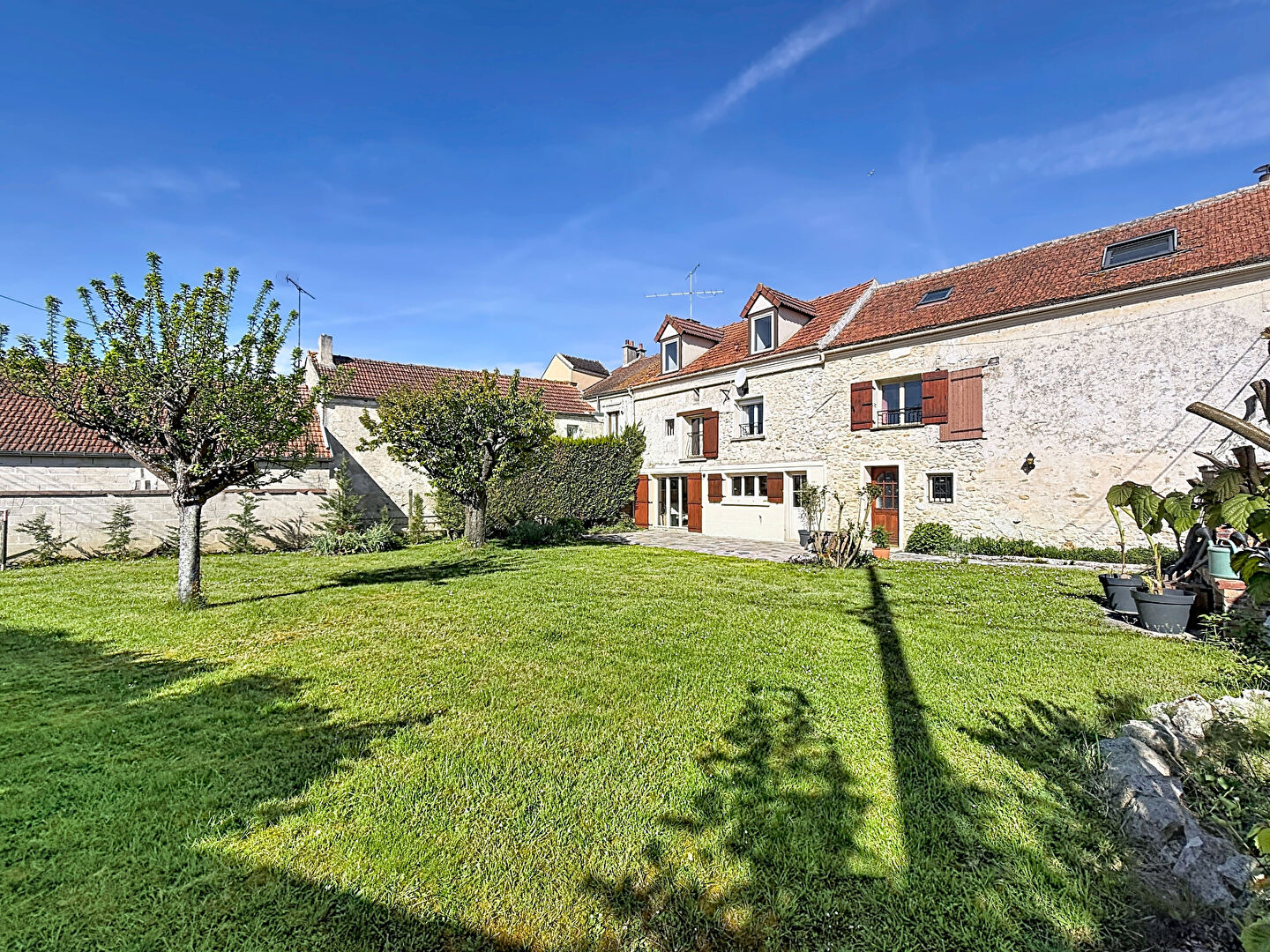 Maison CHAMBRY (77910) 6 pi&egrave;ces 198.00 m&sup2;