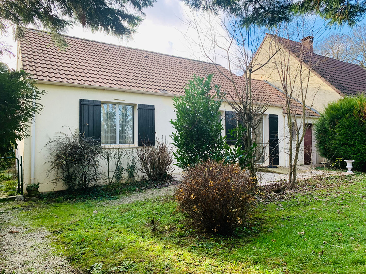 Crégy-lès-Meaux (77) Exclusif 242 650 € Maison 4 pièces , 2 chambres 72.00 m² Avec jardin Voir le bien