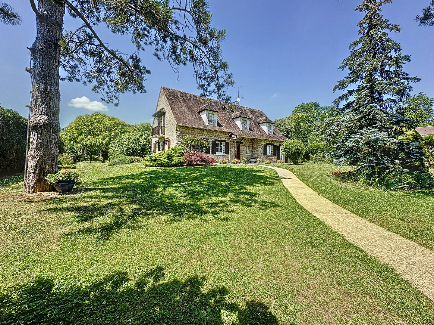 Maison GERMIGNY L EVEQUE (77910) 7 pi&egrave;ces 260.00 m&sup2;