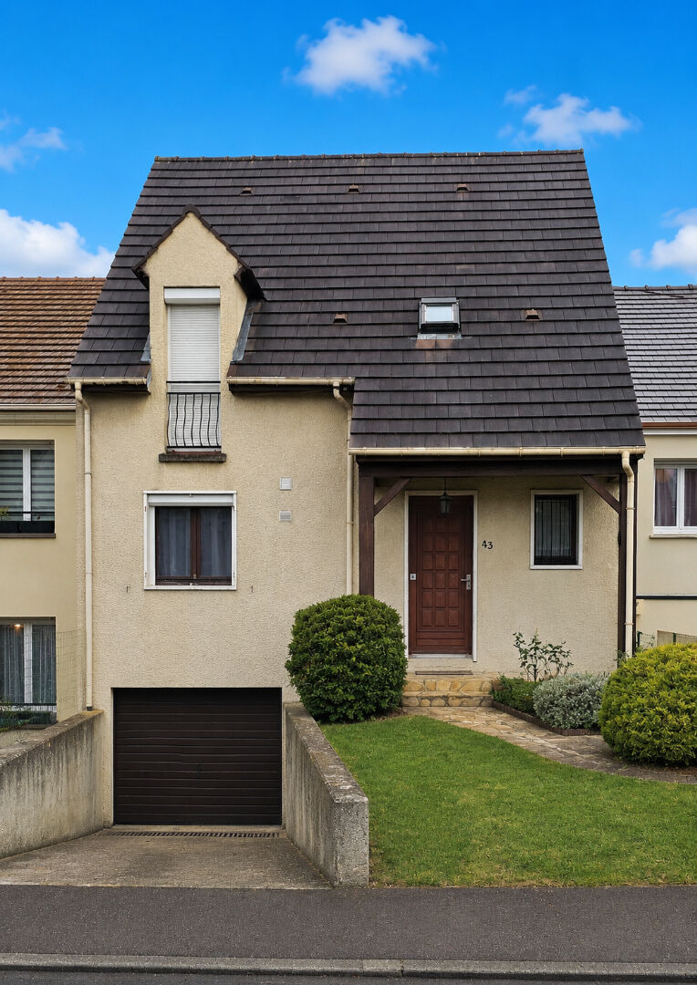 Deuil-la-Barre (95) Exclusif 399 990 € Maison 5 pièces , 3 chambres 98.00 m² Avec jardin, terrasse