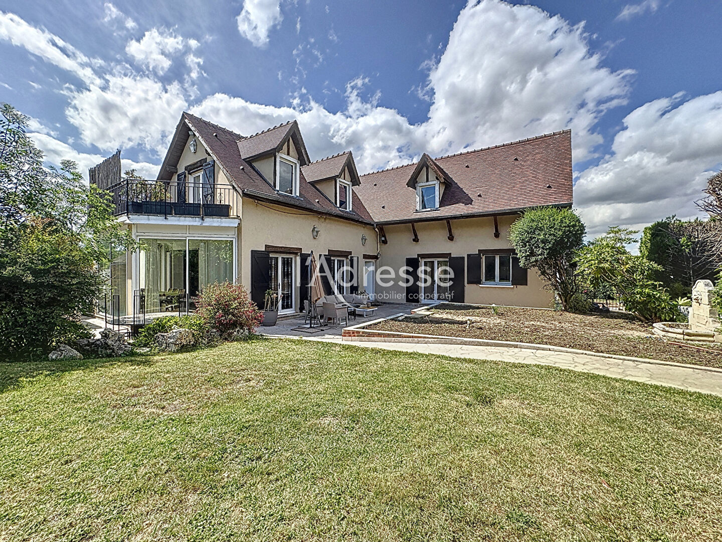 Maison MONTEVRAIN (77144) 7 pièces 272.00 m²